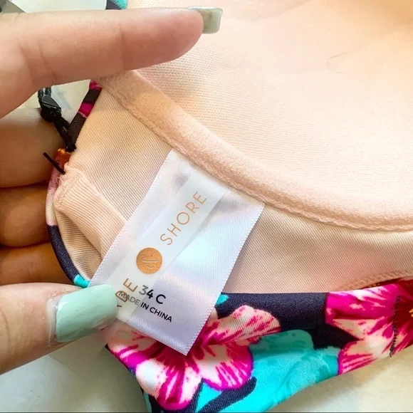 ❤️Shade & shore purple floral halter bikini top 34c - Picture 5 of 6